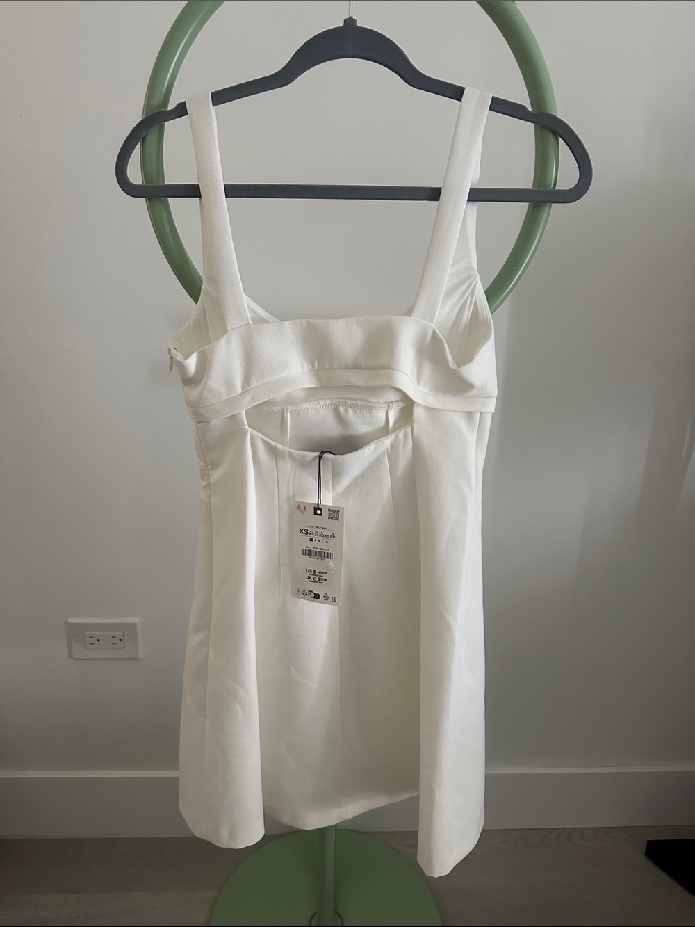Zara White Mini Dress - Picture 2 of 3